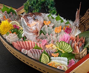 画像：舟盛り