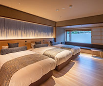 画像：4階「スーペリアツイン・トリプル」